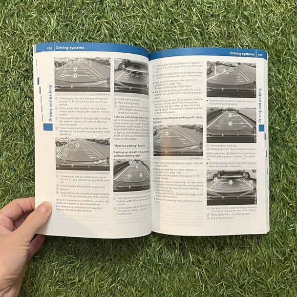 2018 Mercedes-Benz GLC Owners Manual (GLC43 GLC63 AMG, GLC300, GLC350e 4MATIC) - Picture 9 of 12